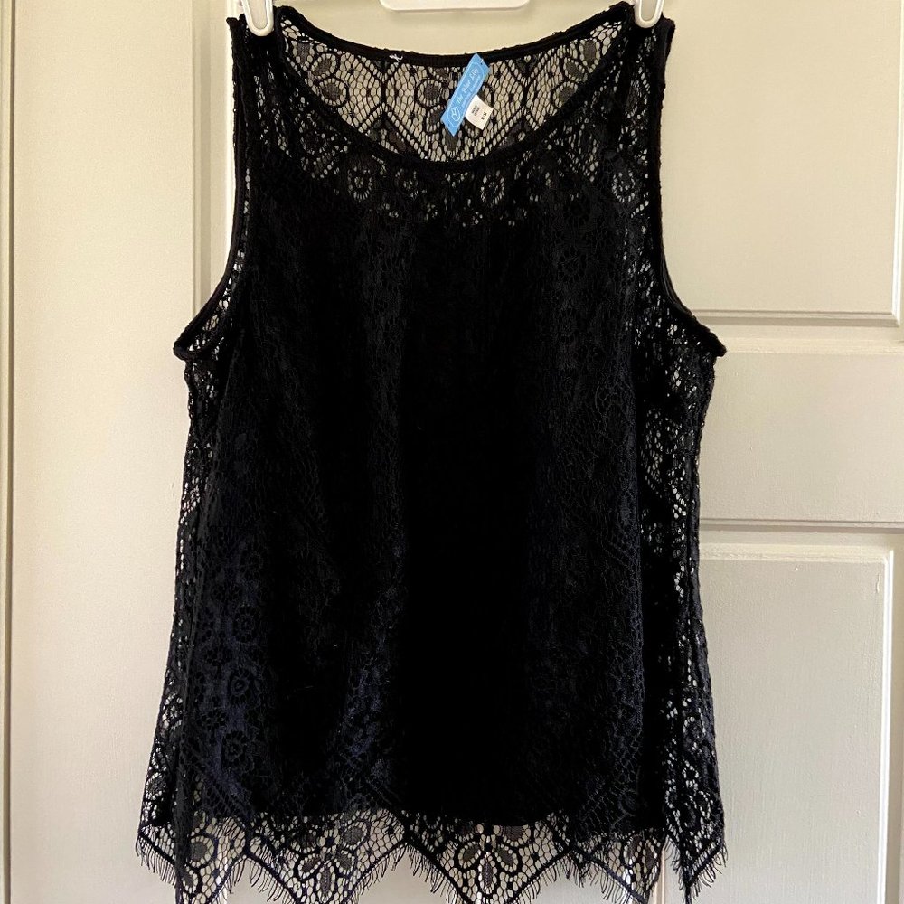 Black lace tank